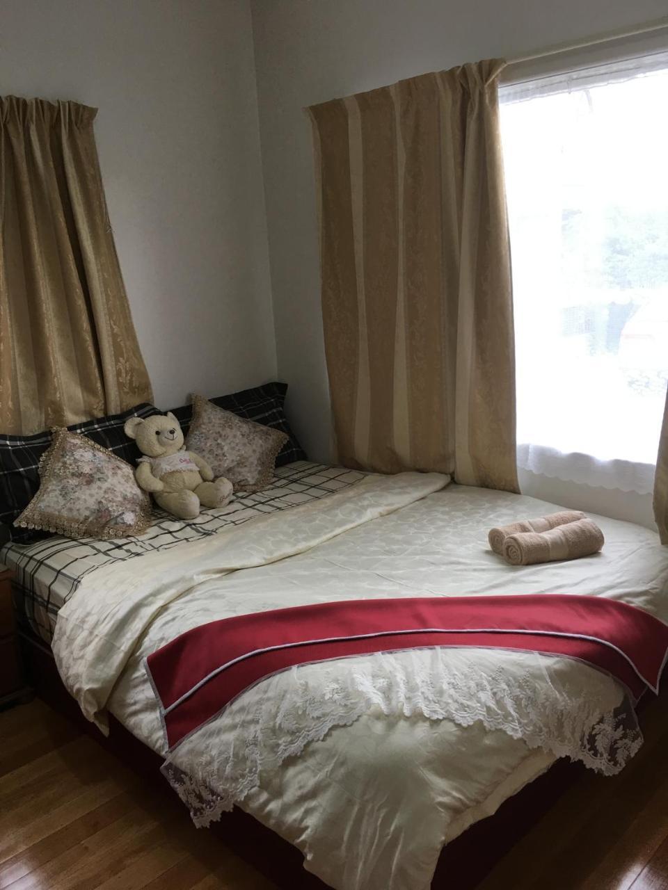 At Homestay โอ๊คแลนด์ ภายนอก รูปภาพ